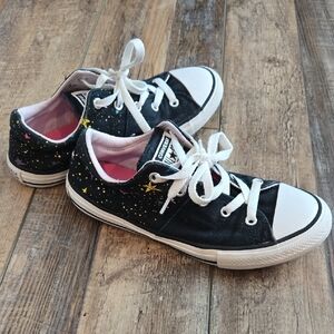 Converse Kids' Black and White Starry Sneakers Size 3.